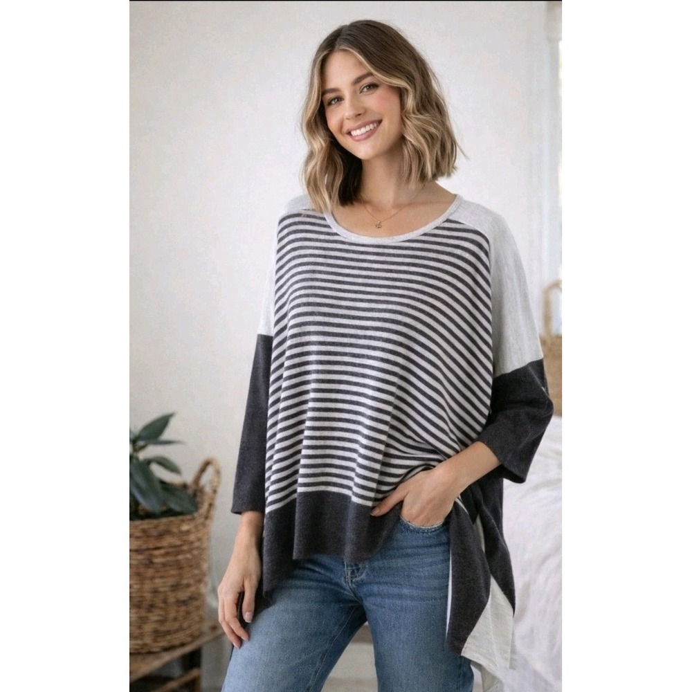 Mersea Striped Poncho‎ Sweater One Size OS Gray Black Colorblock Travel Knit Top